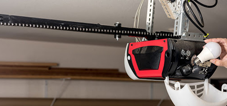 automatic garage door opener repair in Madera